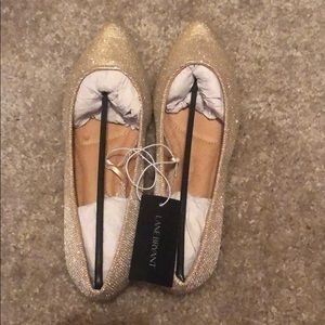 never worn before flats